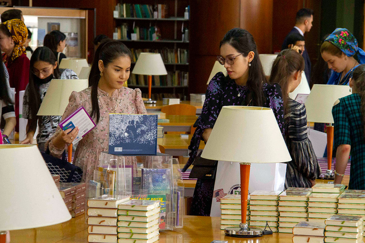 Festival of a book translated from English into Turkmen